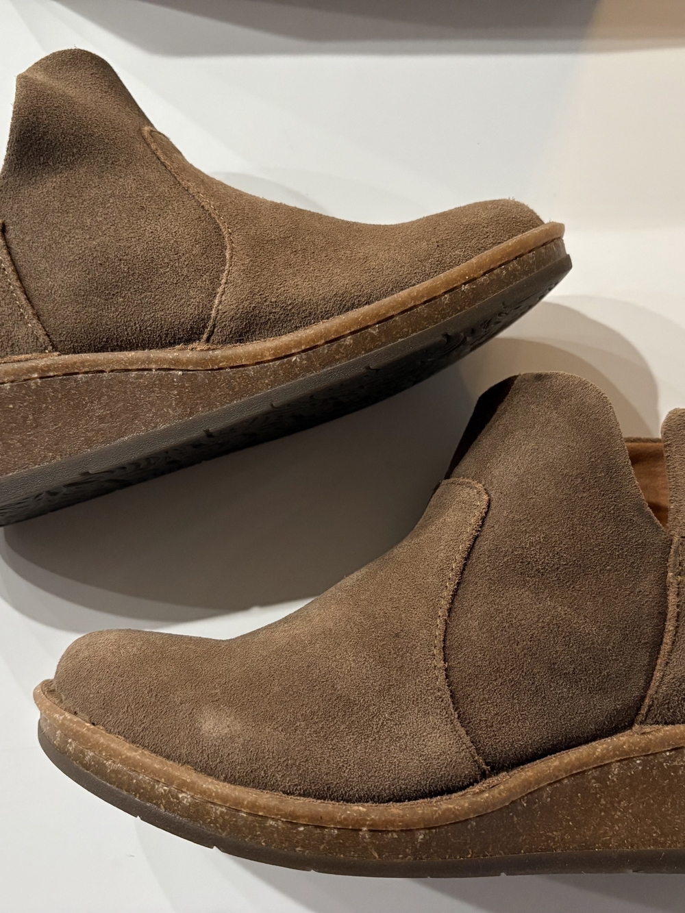 Born Viv Women's Suede Ankle Booties - Brown